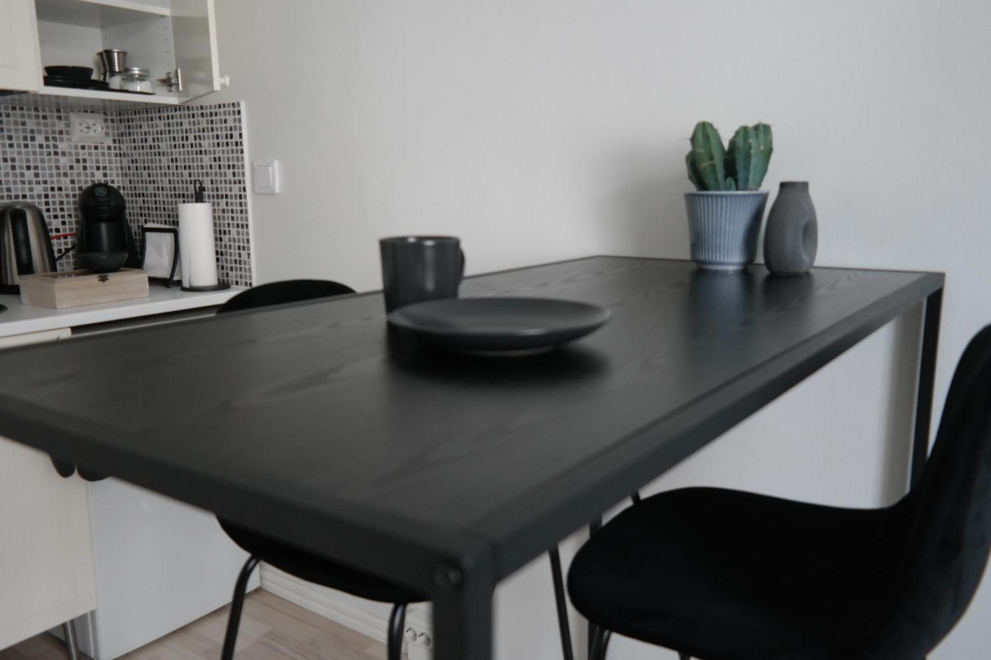 Modern Equipped Studio In Vibrant Kallio, Near Transit & Dining Spots Helsinki Exterior photo